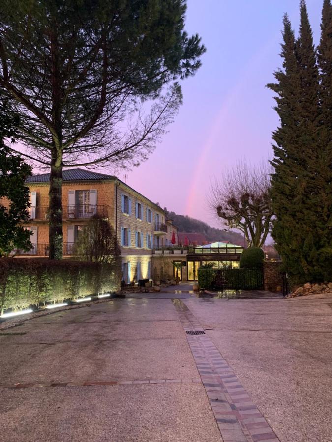 Hotel Restaurant Le Centenaire Les Eyzies Экстерьер фото