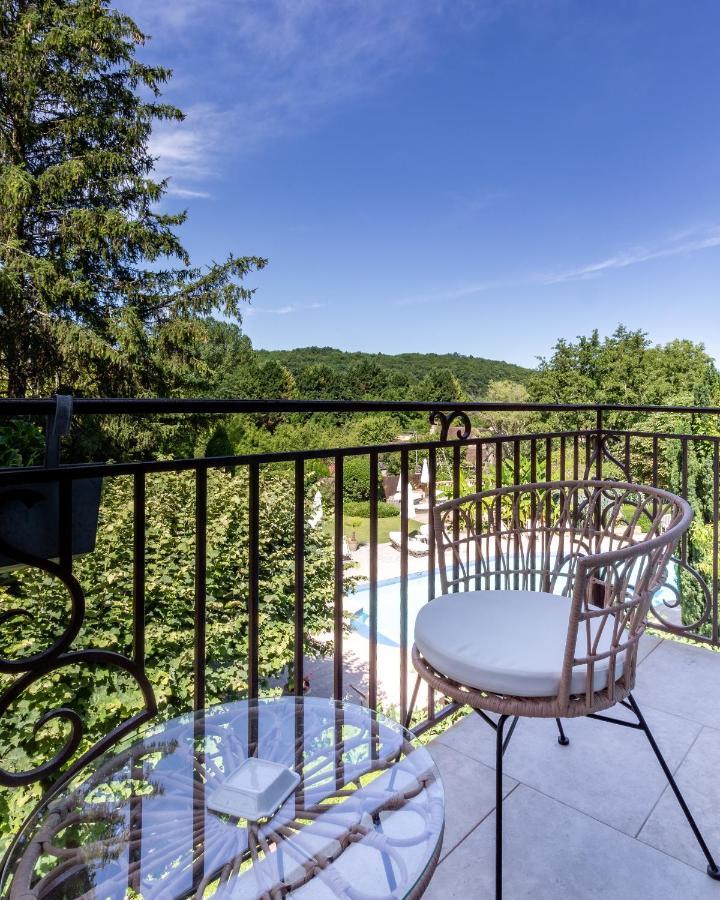 Hotel Restaurant Le Centenaire Les Eyzies Экстерьер фото
